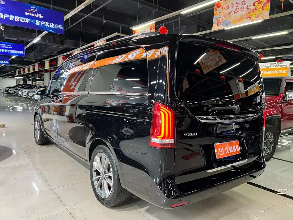 Mercedes-Benz V-Class 2022 V 260 Pilot Edition купить на сайте DeffCars