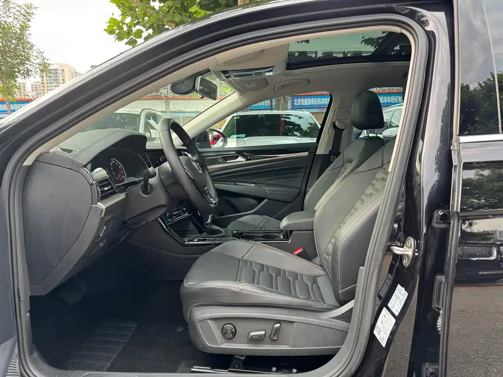 Passat 2020 330TSI Elite Edition National VI купить на сайте DeffCars