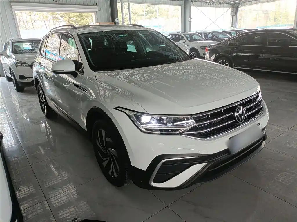 Tiguan L 2023 330TSI automatic two-wheel drive comfort version купить на сайте DeffCars