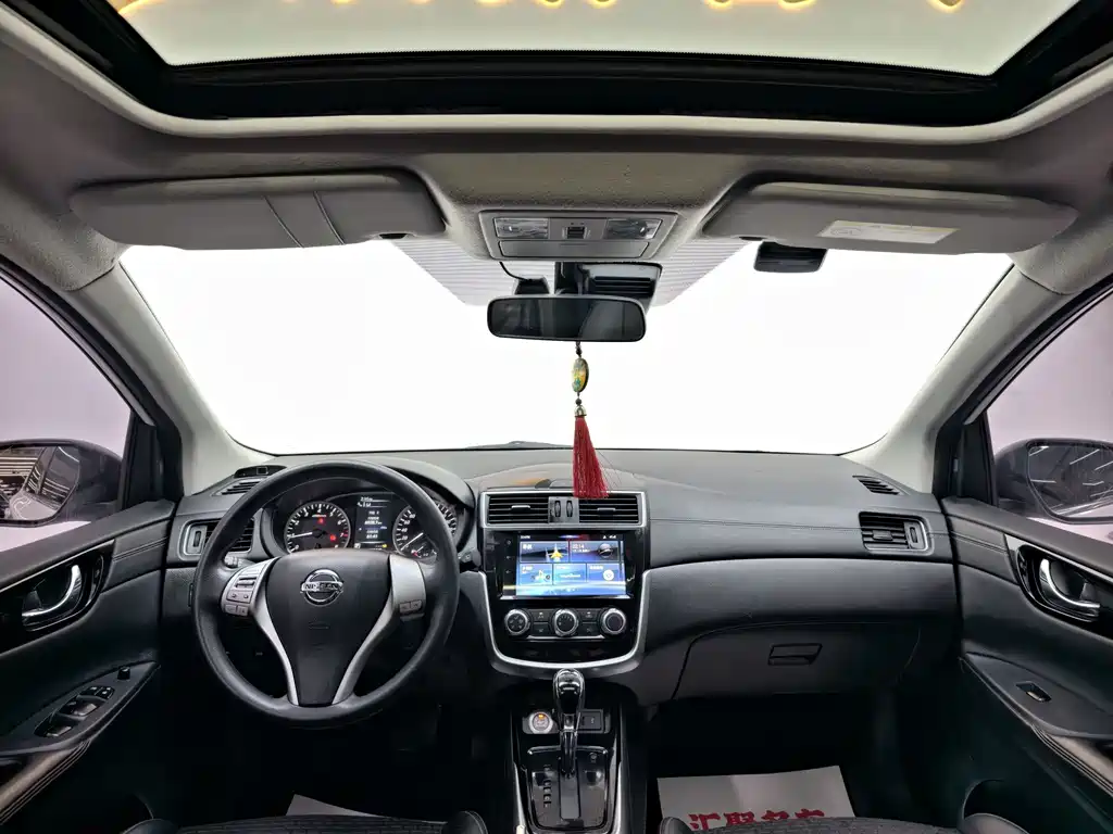 Tiida 2020 1.6L CVT Smart Travel Edition купить на сайте DeffCars