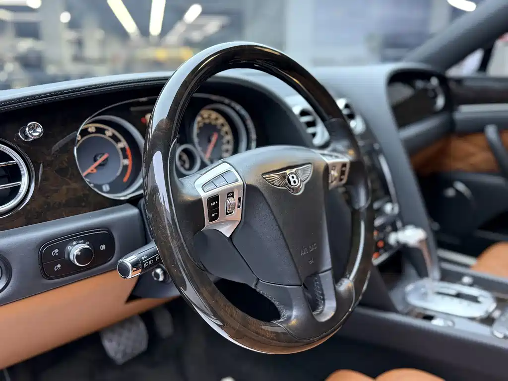 Flying Spur 2013 6.0T W12 Mulliner купить на сайте DeffCars