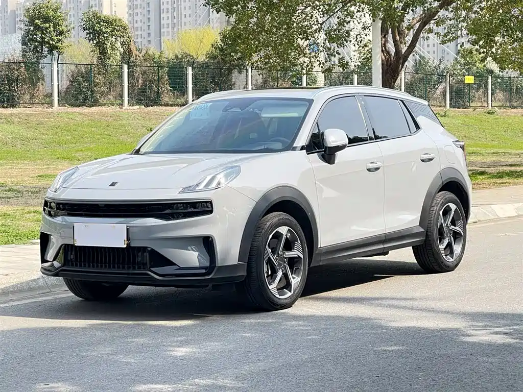 Lynk & Co 06 EM-P 2023 1.5T Remix PHEV Pro купить на сайте DeffCars