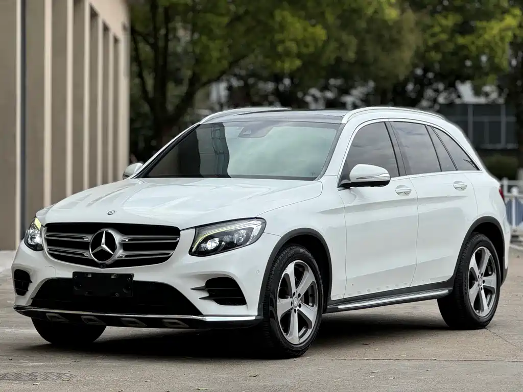 Mercedes-Benz GLC 2016 GLC 300 4MATIC Dynamic купить на сайте DeffCars