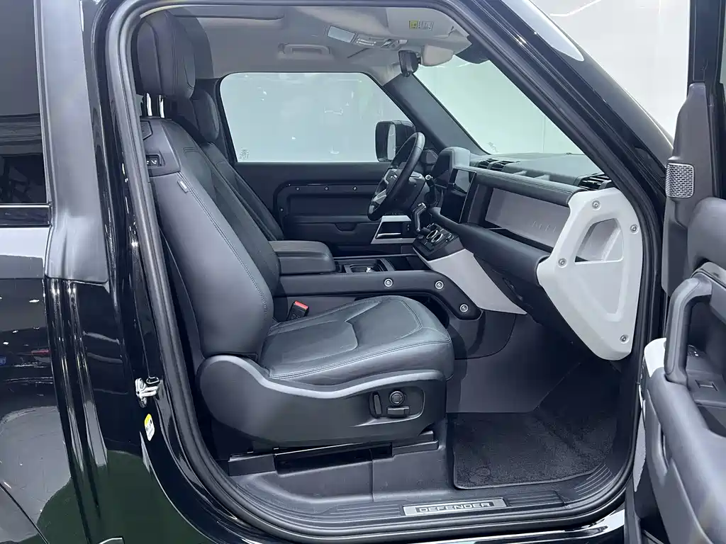 Land Rover Defender 2023 facelift 90 3.0T P400 XS купить на сайте DeffCars