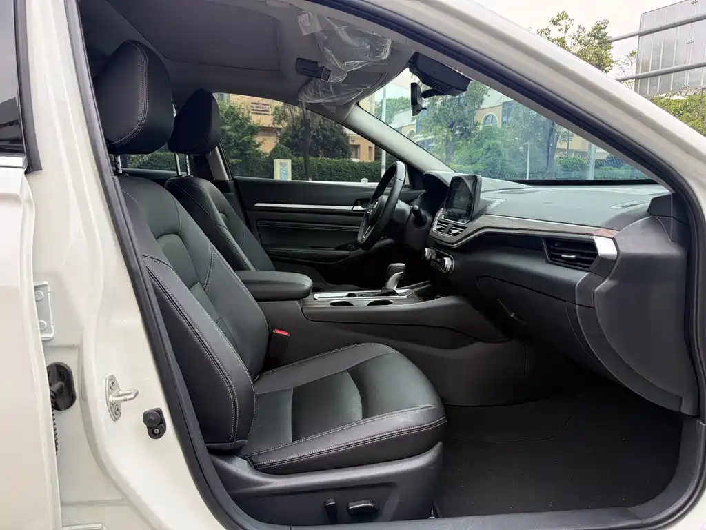 Teana 2021 2.0L XL Comfort Edition купить на сайте DeffCars