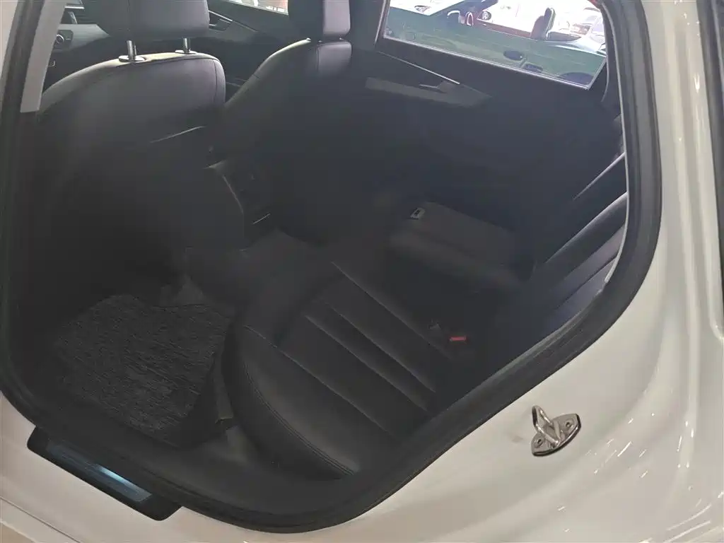 Audi A4L 2019 40 TFSI Enterprising National VI купить на сайте DeffCars