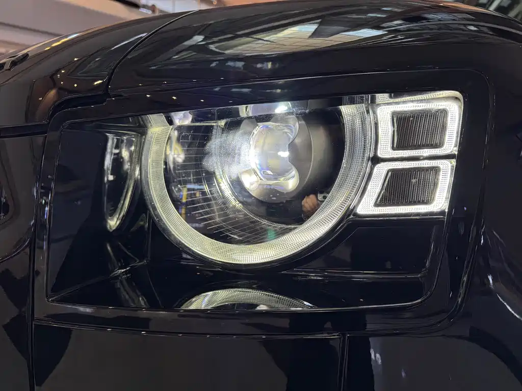 Land Rover Defender 2022 110 P400 X-DYNAMIC HSE купить на сайте DeffCars