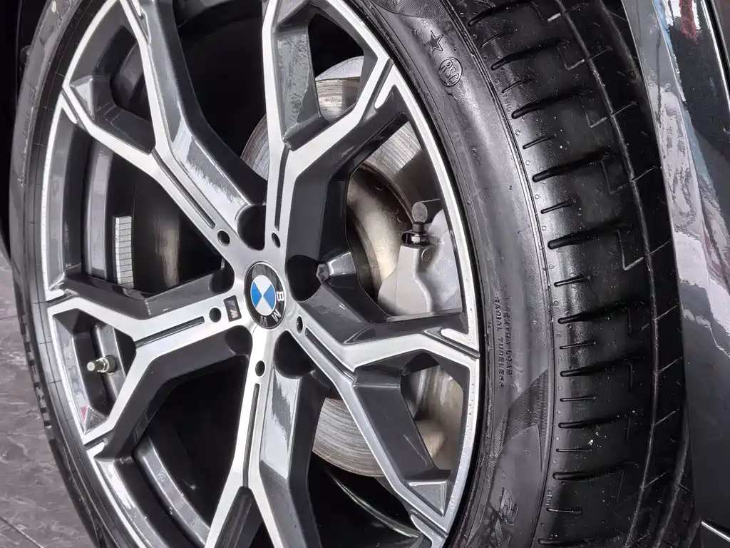 BMW X5 2023 xDrive 30Li Exclusive M Sports Night Package купить на сайте DeffCars