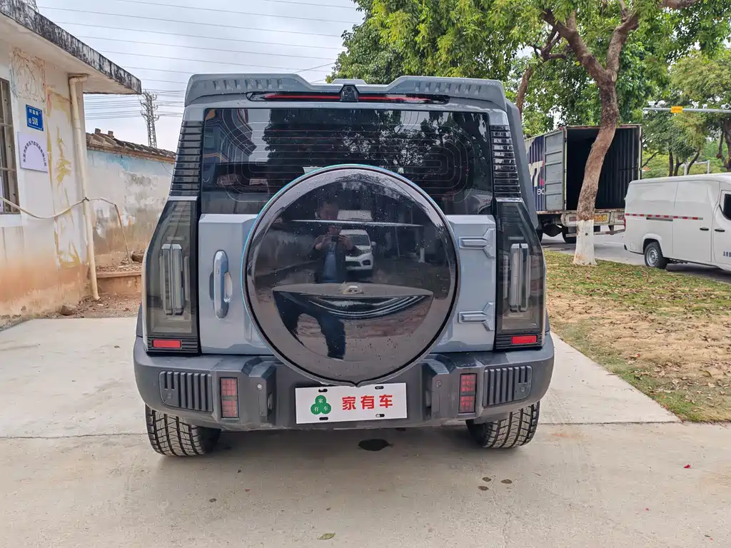 Jietu Traveler 2023 2.0T four-wheel drive crossover PRO купить на сайте DeffCars