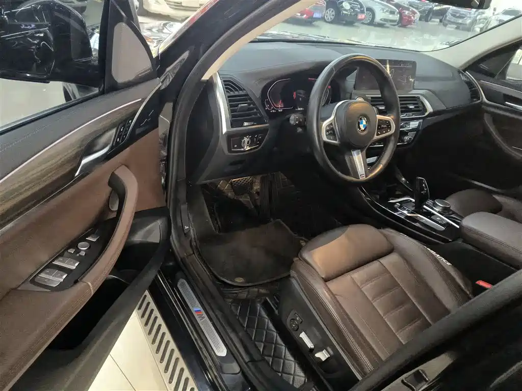 BMW X3 2021 facelift xDrive28i M sports package купить на сайте DeffCars
