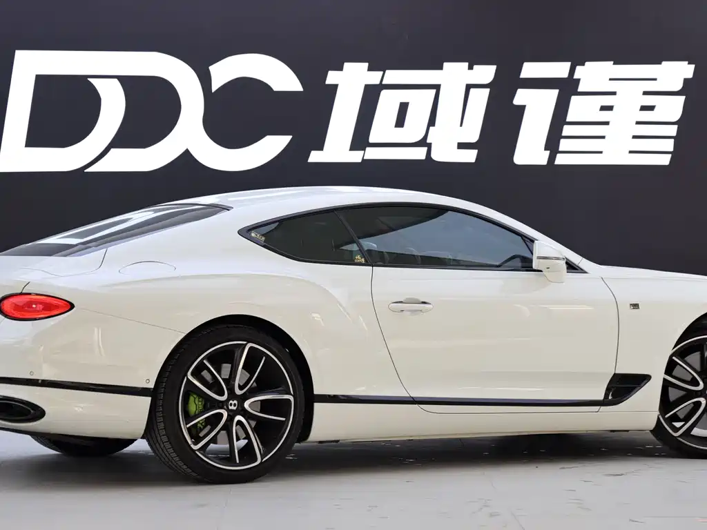 Continental 2020 4.0T GT V8 купить на сайте DeffCars