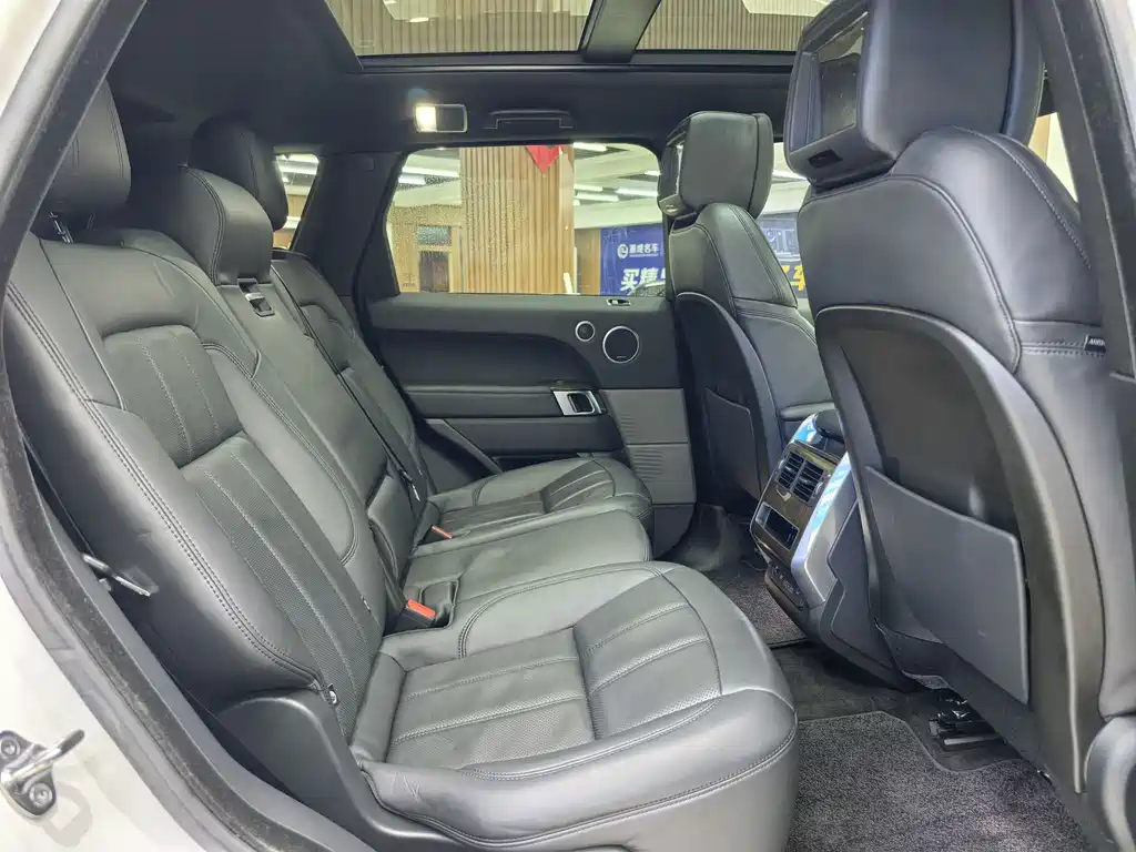 Range Rover Sport New Energy 2018 P400e купить на сайте DeffCars