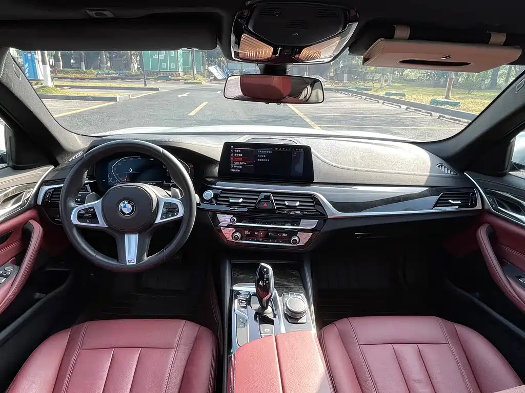 BMW 5 Series 2020 530Li Leading M Sports Package купить на сайте DeffCars