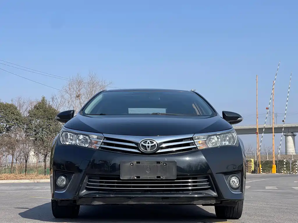 Corolla 2017 1.2T CVT GL-i leather version купить на сайте DeffCars