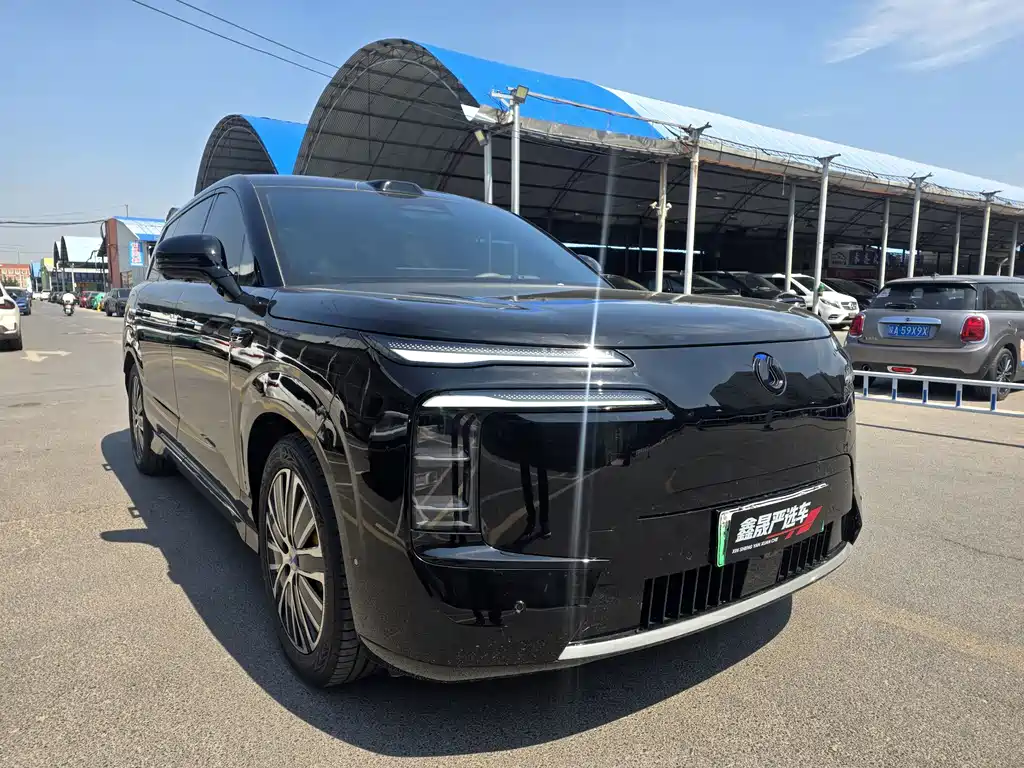 Denza N8L 2025 Honor Type купить на сайте DeffCars