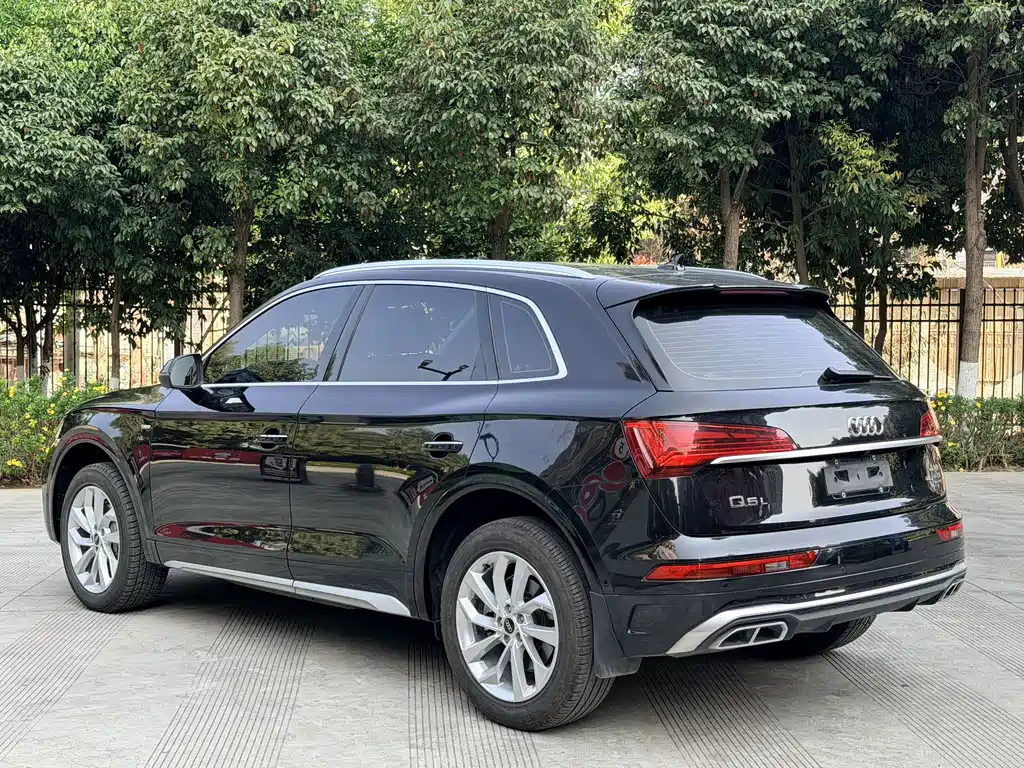 Audi Q5L 2022 40T luxury and dynamic model купить на сайте DeffCars