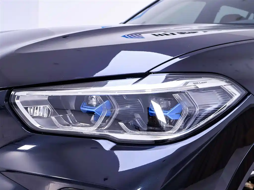 BMW X5 2022 xDrive 40Li M Sports Package купить на сайте DeffCars