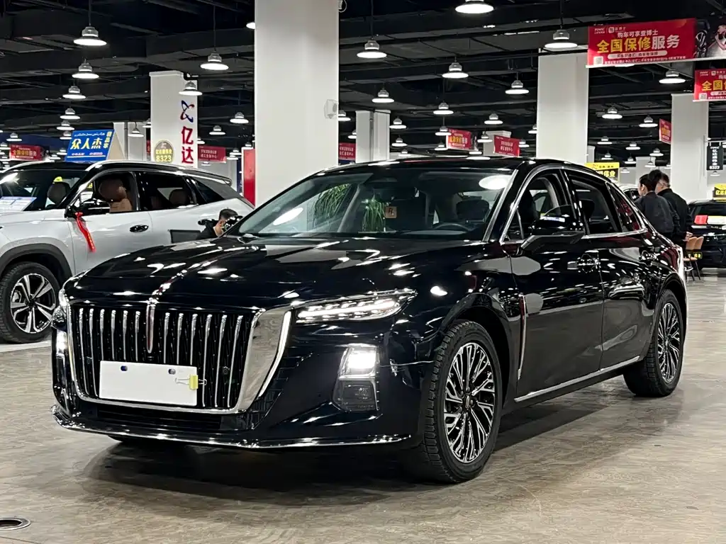 Hongqi H5 2024 2.0T Automatic Zhilianqichang Edition купить на сайте DeffCars