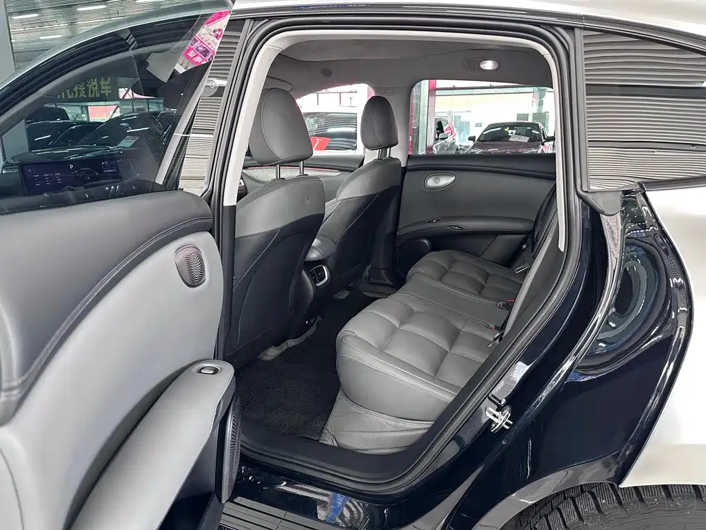 Zhiji LS6 2025 long-range Smart Lizard version купить на сайте DeffCars