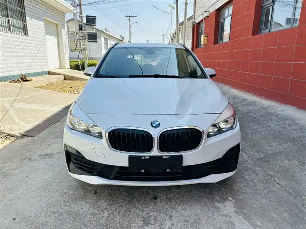 BMW 2 Series Station Wagon 2019 218i Fashion Model купить на сайте DeffCars