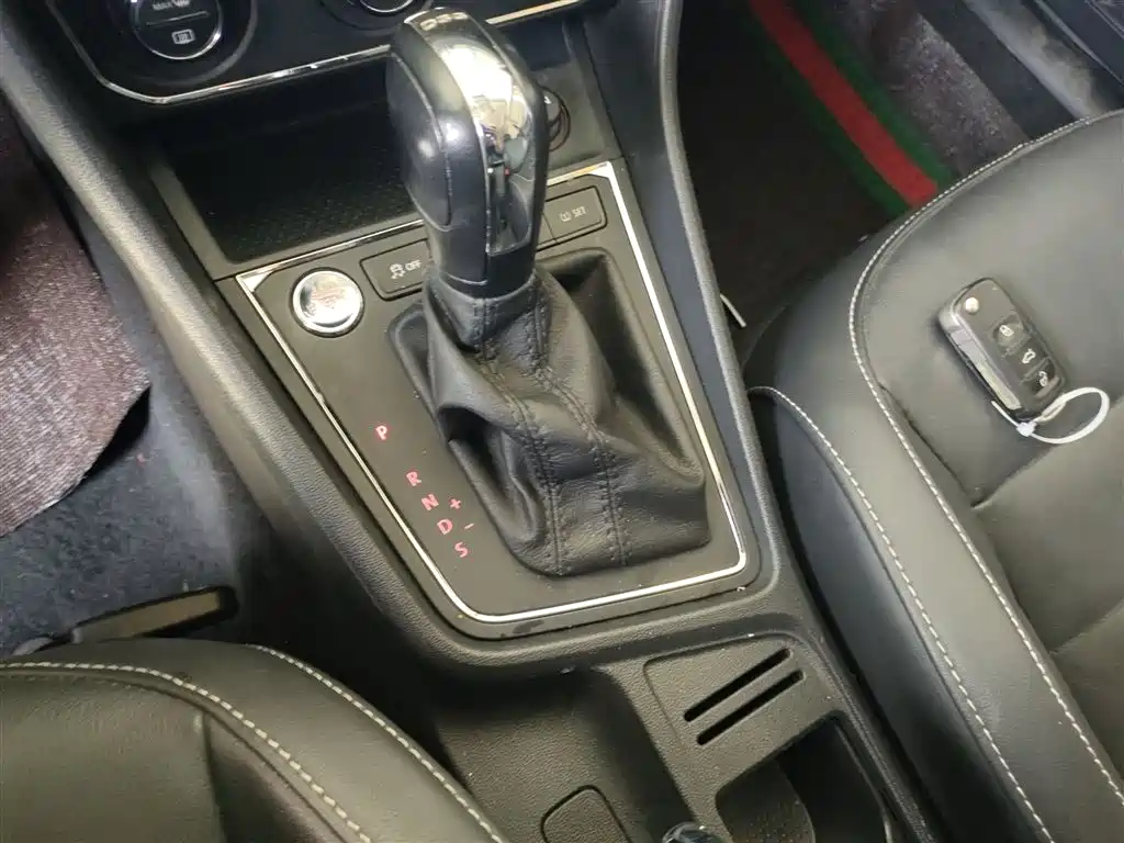Langxing 2017 180TSI DSG Comfort Edition купить на сайте DeffCars