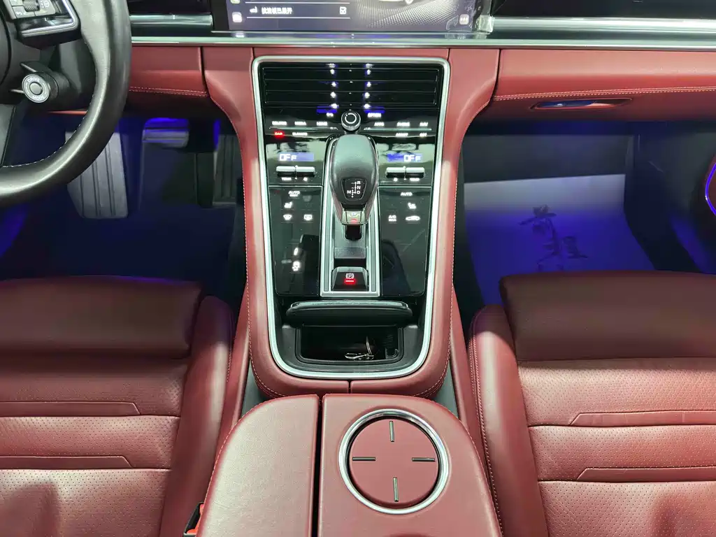 Panamera 2023 Panamera Executive Extended Edition 2.9T купить на сайте DeffCars