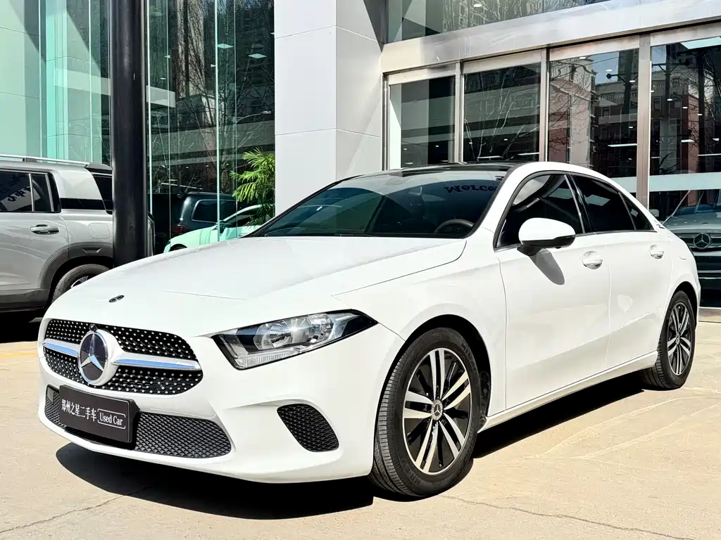 Mercedes-Benz A-Class 2020 facelift A 180 L sports sedan купить на сайте DeffCars