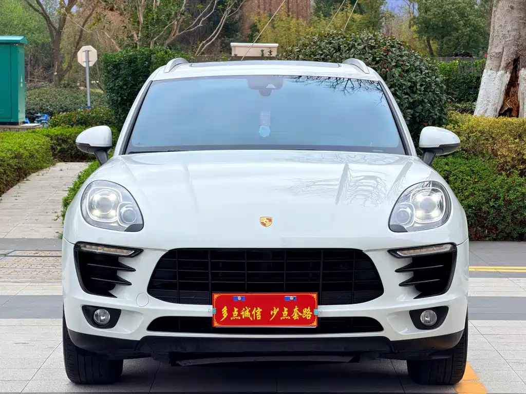 Macan 2017 Macan 2.0T купить на сайте DeffCars