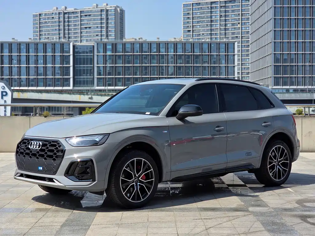 Audi Q5L 2025 45 TFSI luxury and dynamic model купить на сайте DeffCars