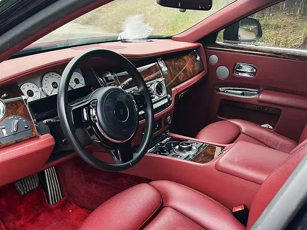 Ghost 2018 6.6T standard wheelbase version купить на сайте DeffCars