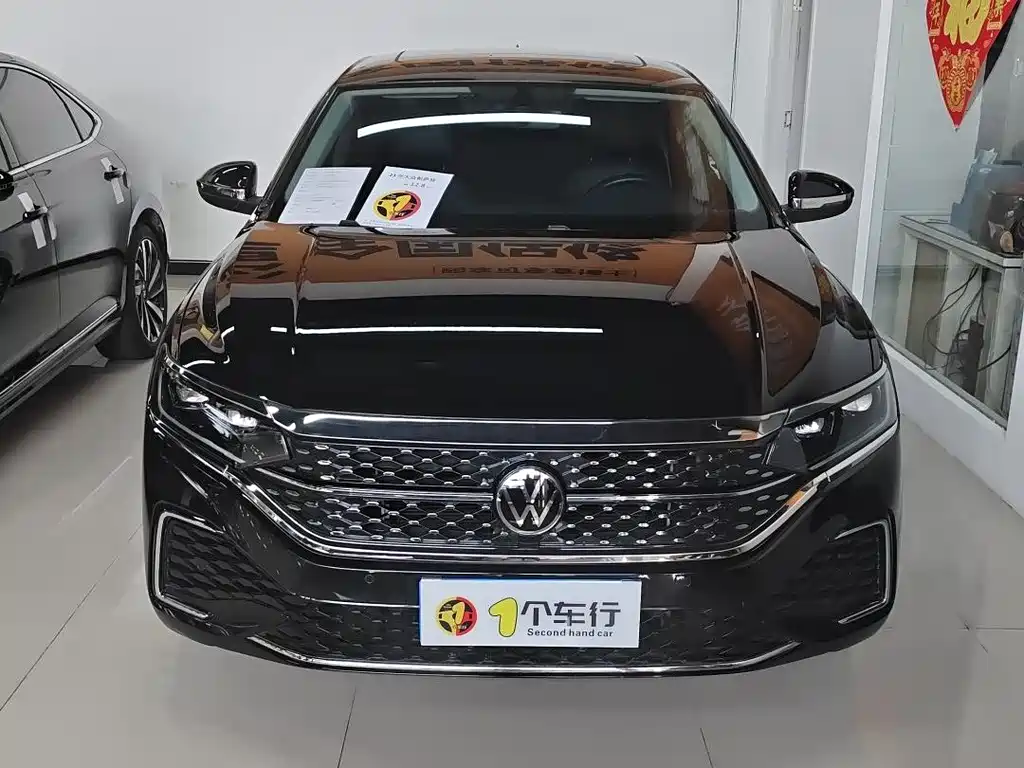 Passat 2023 330TSI Starry Sky Elite Edition купить на сайте DeffCars
