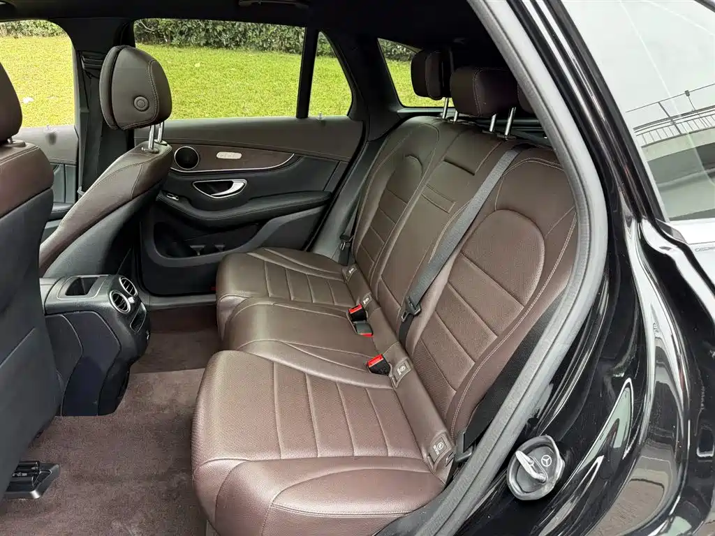 Mercedes-Benz GLC 2020 facelift GLC 260 L 4MATIC luxury model купить на сайте DeffCars