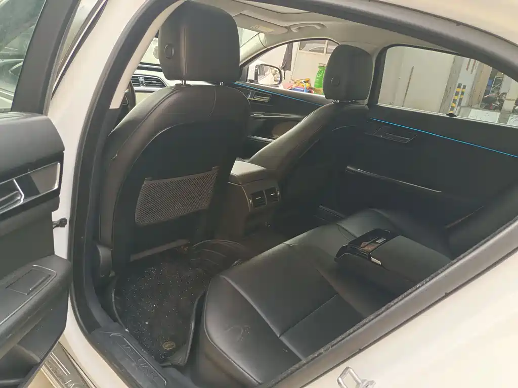 Jaguar XEL 2019 2.0T 200PS Elite Edition купить на сайте DeffCars
