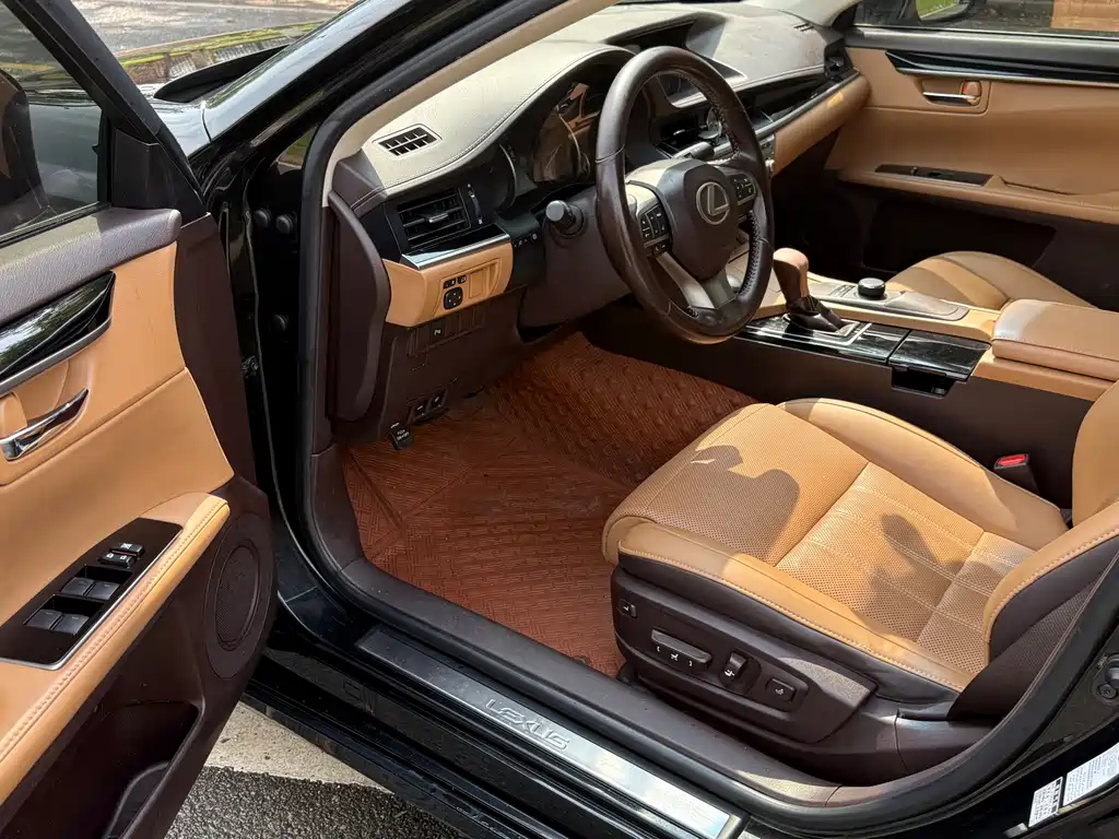 Lexus ES 2017 200 30th Anniversary Edition купить на сайте DeffCars