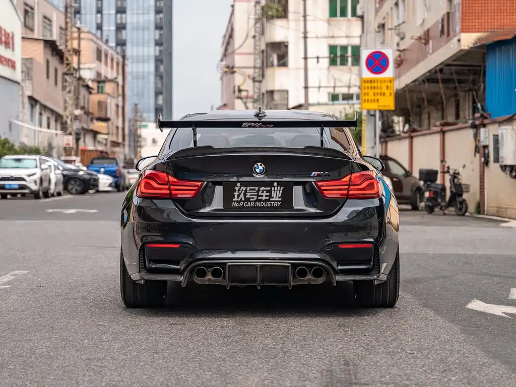 BMW M4 2017 M4 Coupe купить на сайте DeffCars