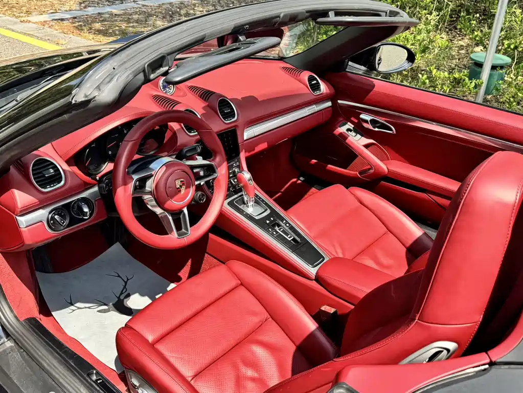 Porsche 718 2016 Boxster 2.0T купить на сайте DeffCars