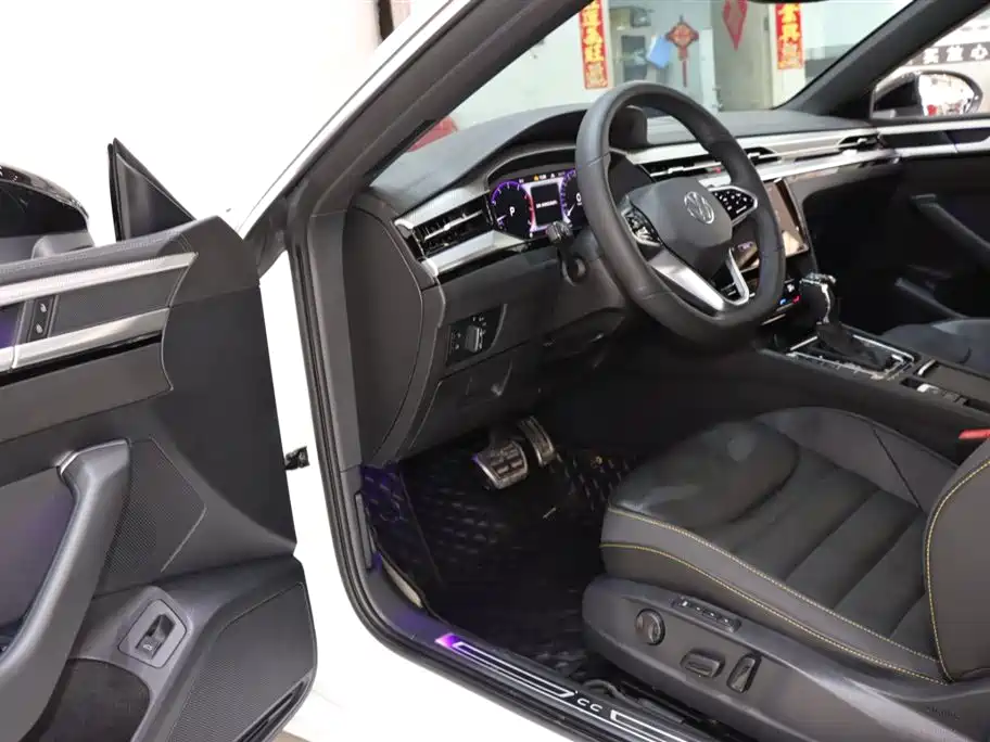 FAW-Volkswagen CC 2023 380TSI eye-catching version купить на сайте DeffCars