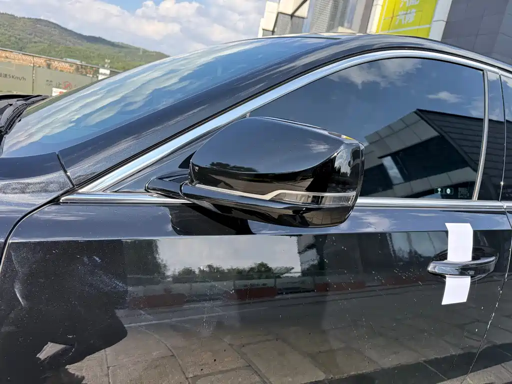 Cadillac CT5 2022 28T Fashion Model купить на сайте DeffCars