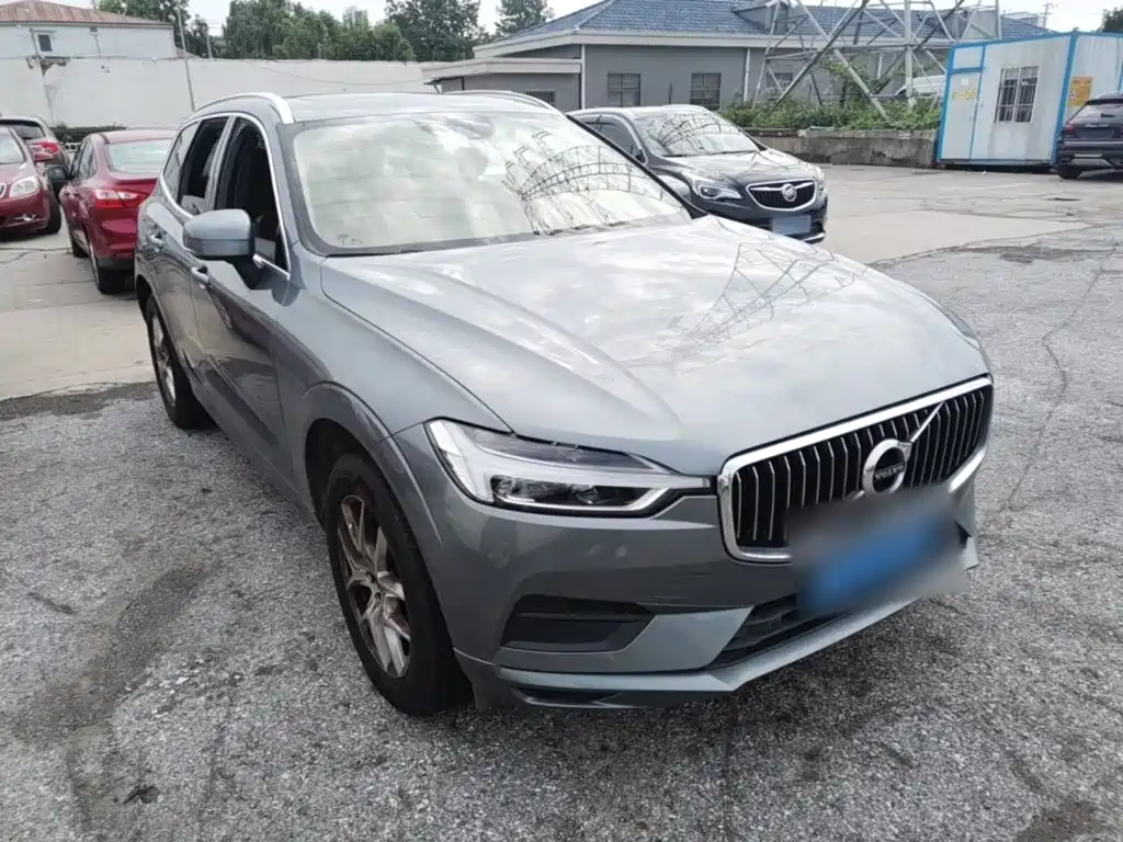 Volvo XC60 2019 T5 4WD Zhiyi Edition National V купить на сайте DeffCars
