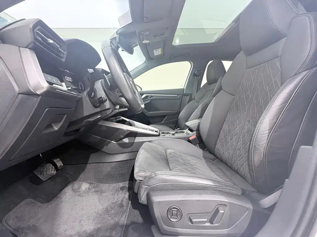 Audi A3 2021 A3L Limousine 35 TFSI luxury sports model купить на сайте DeffCars