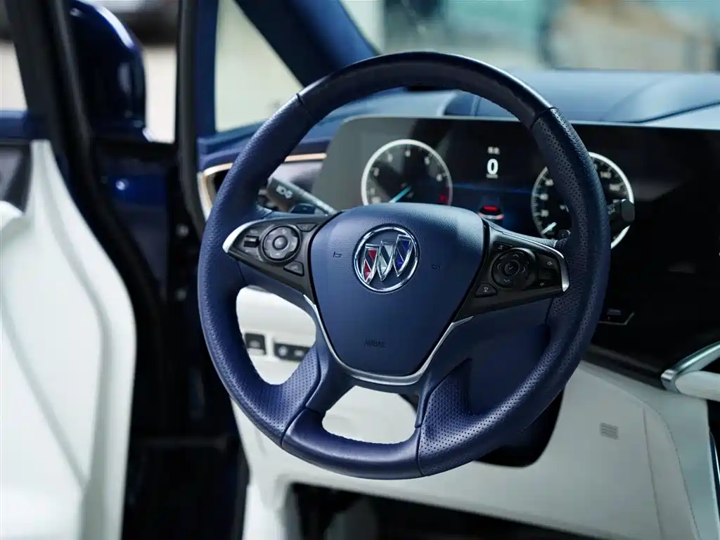 Buick GL8 2020 Avenir Four-seater Premium Edition купить на сайте DeffCars