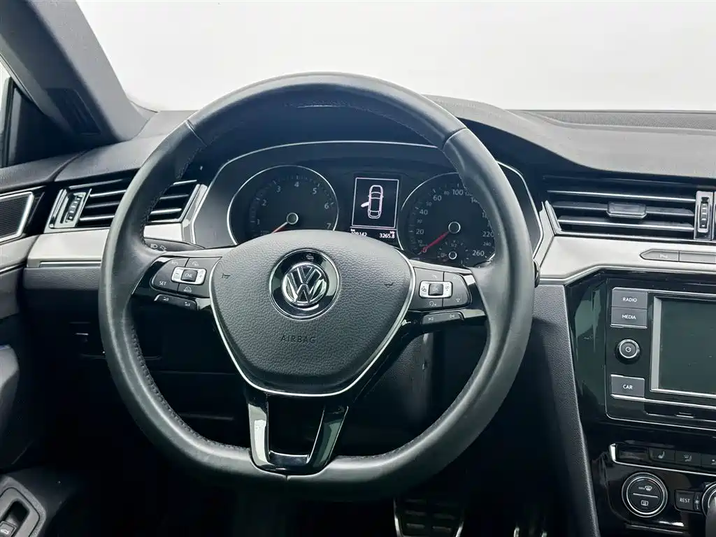 FAW-Volkswagen CC 2019 330TSI Huayan Edition National V купить на сайте DeffCars