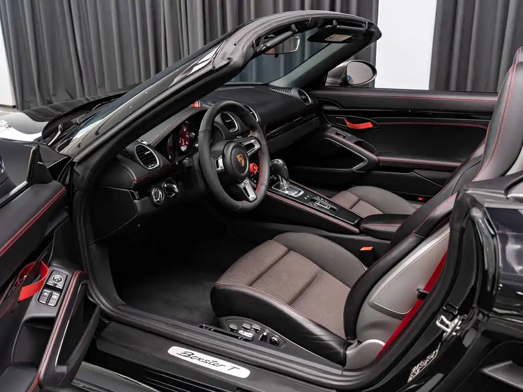 Porsche 718 2019 Boxster T 2.0T купить на сайте DeffCars