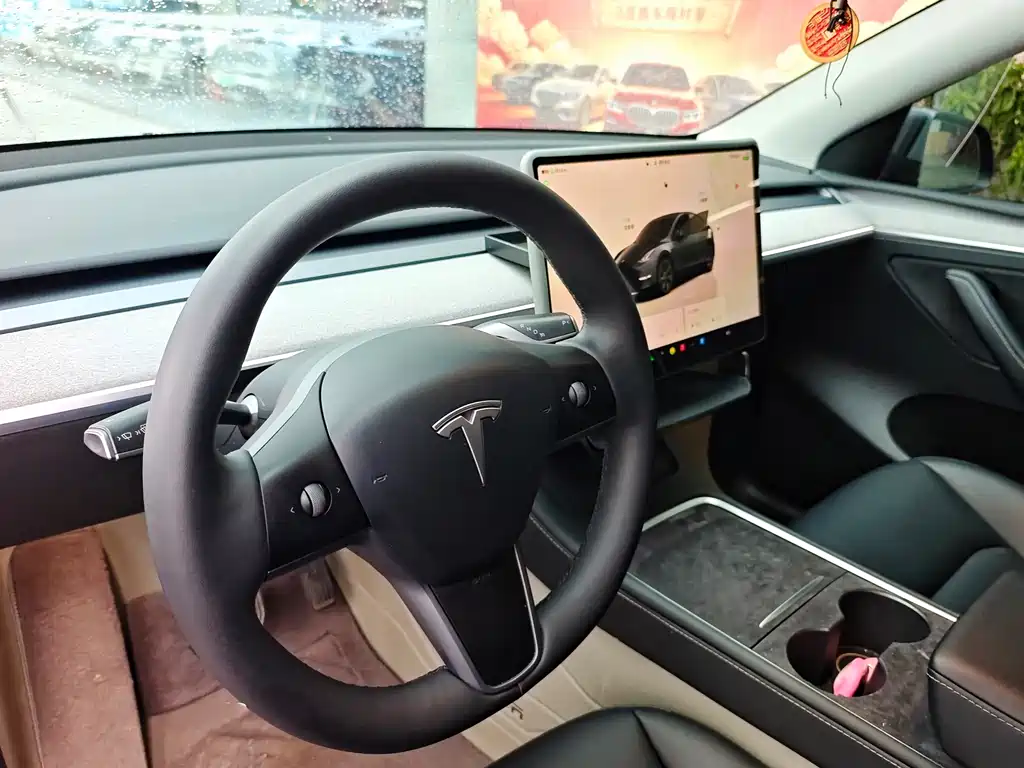 Model Y 2024 long-range all-wheel drive version купить на сайте DeffCars