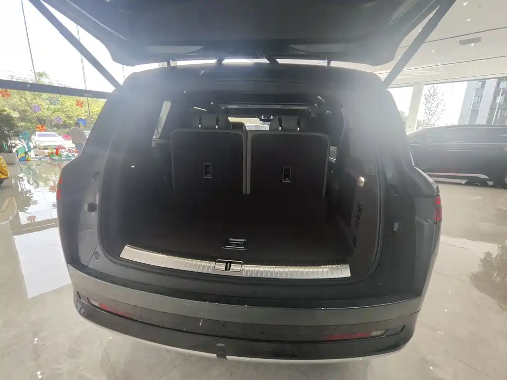 Denza N9 2025 flagship model купить на сайте DeffCars