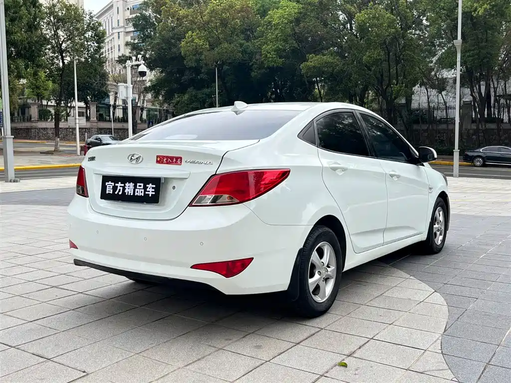 Rena 2016 1.4L automatic intelligent GLS купить на сайте DeffCars