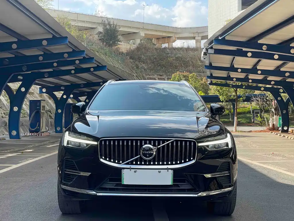 Volvo XC60 plug-in hybrid 2023 T8 plug-in hybrid long-range four-wheel drive Zhiyuan luxury version купить на сайте DeffCars