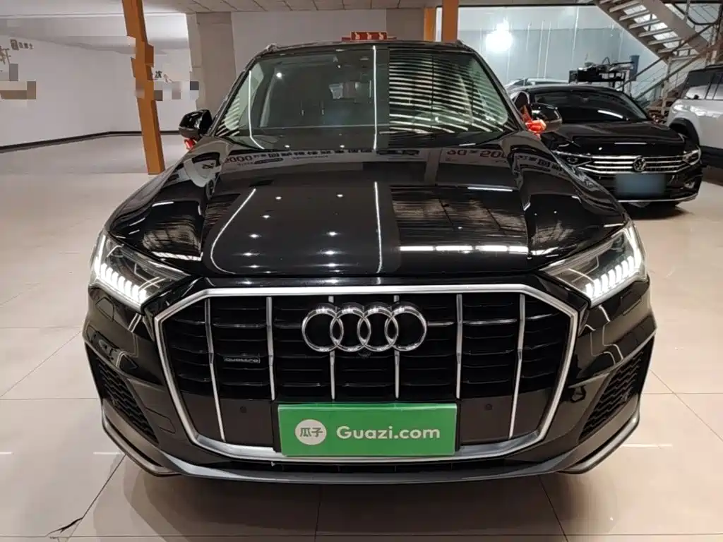 Audi Q7 2022 55 TFSI quattro S line sports купить на сайте DeffCars
