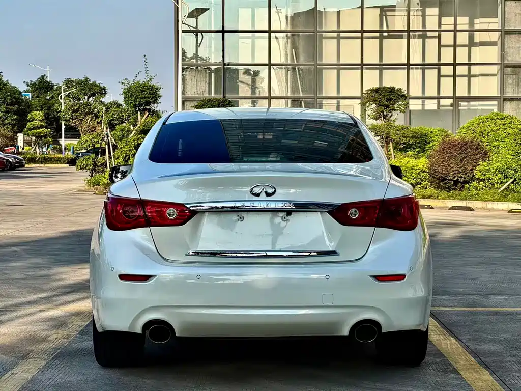 Infiniti Q50L 2015 2.0T Sports Edition купить на сайте DeffCars
