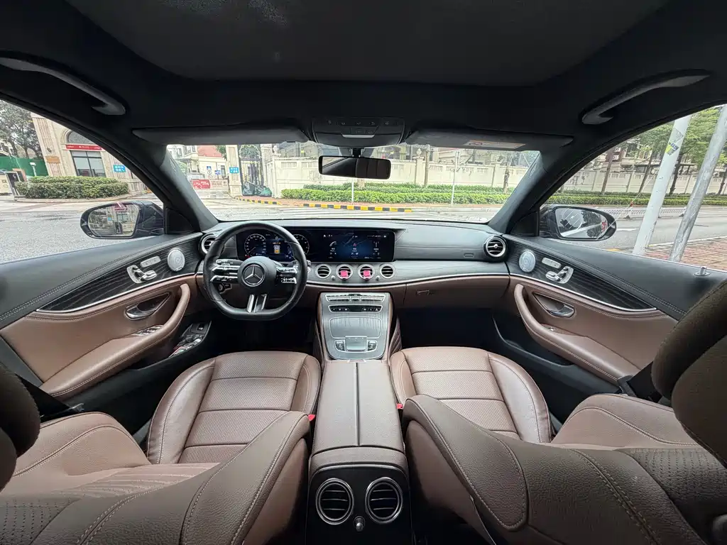 Mercedes-Benz E-Class 2021 E 300 L Luxury Model купить на сайте DeffCars